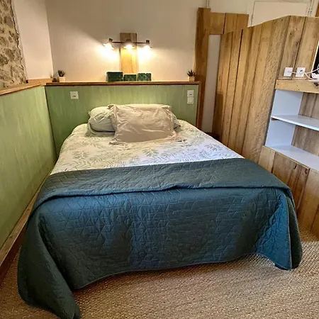 D'hotes Du Manoir Du Salmon Bed & Breakfast Saint-Malo